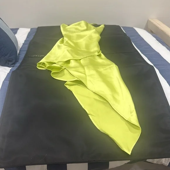 NWT forever 21 Honeydew Dress - Picture 2 of 11